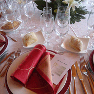 レストランウェディングをする際の人数